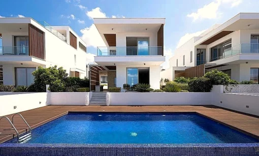 House in Kissonerga, Paphos District