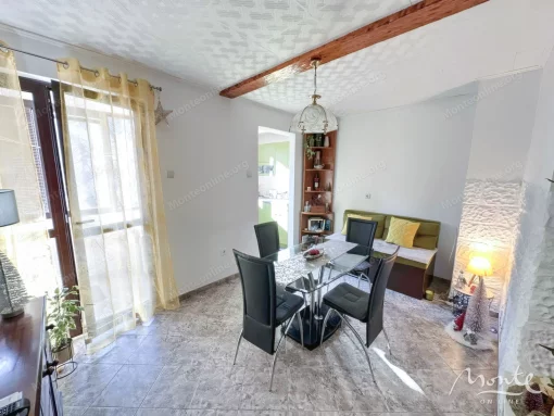 Apartment in Kotor, Kotor Municipality