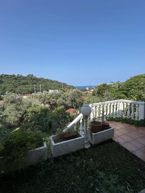 Apartment in Petrovac na Moru, Budva Municipality