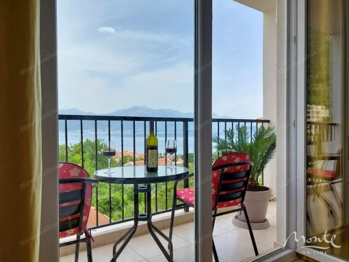 Apartment in Denovici, Herceg Novi Municipality