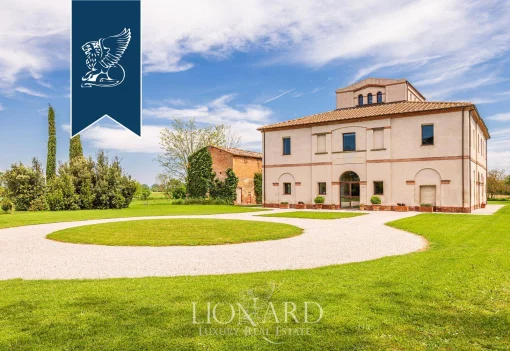 House in Castiglione del Lago, Umbria