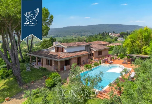 House in San Gimignano, Tuscany