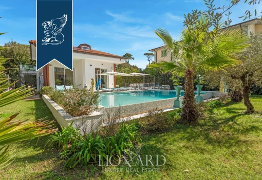 House in Pietrasanta, Tuscany