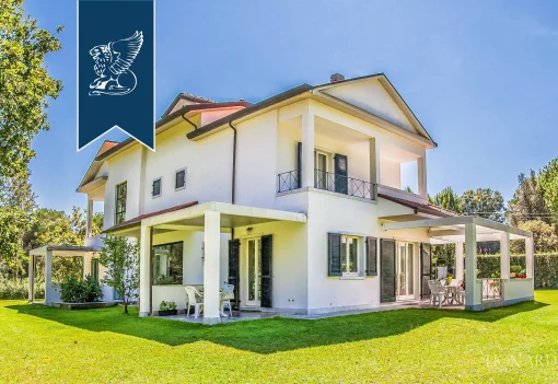 House in Massa-Carrara, Tuscany