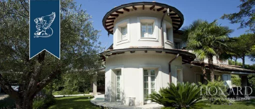 House in Forte dei Marmi, Tuscany