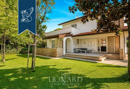 House in Forte dei Marmi, Tuscany