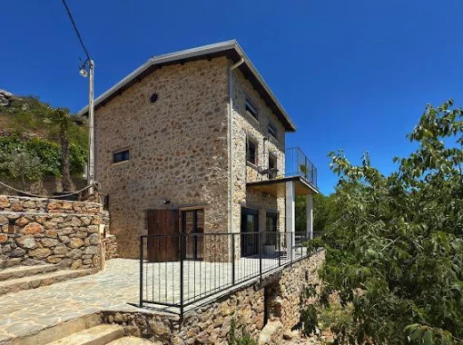 House in Topolica, Bar Municipality