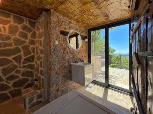 House in Topolica, Bar Municipality