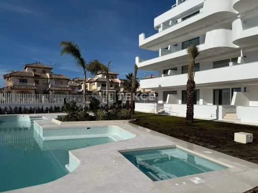 Apartment in Cabo Roig, Valencian Community