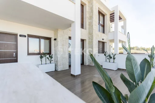 Penthouse in Los Balcones, Valencian Community