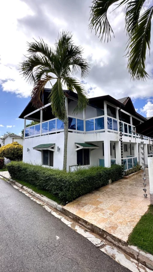 Townhouse in Las Terrenas, Samana