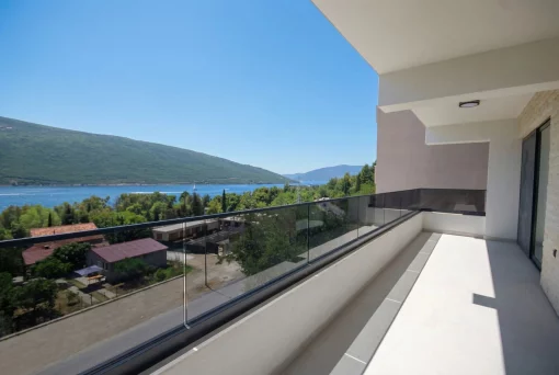 Apartment in Kumbor, Herceg Novi Municipality
