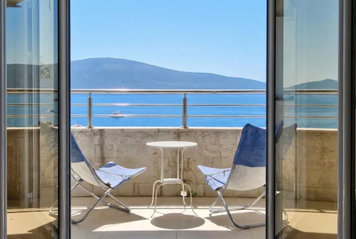 Apartment in Donja Lastva, Tivat Municipality