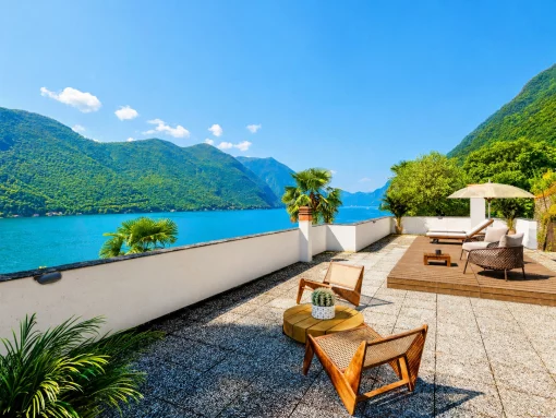 Villa with panoramic views of Lake Como