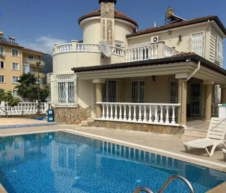 House in Mahmutlar, Mediterranean Region
