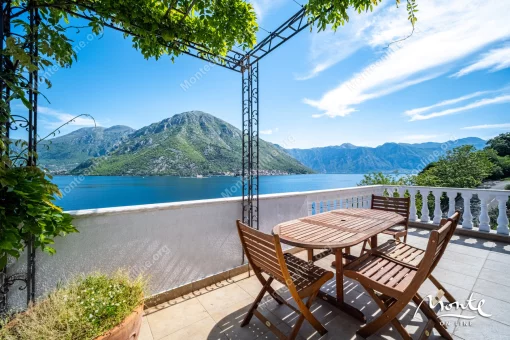 Apartment in Kostanjica, Kotor Municipality