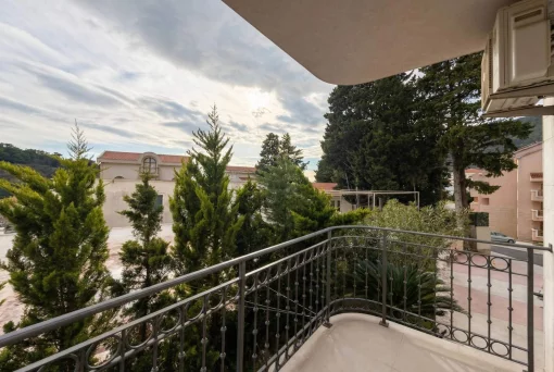 Apartment in Petrovac na Moru, Budva Municipality