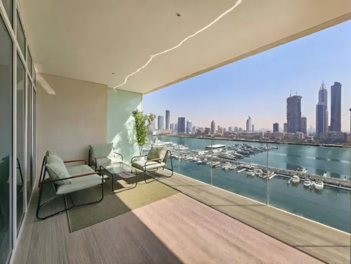 Apartment in Emaar Beachfront, Dubai Emirate