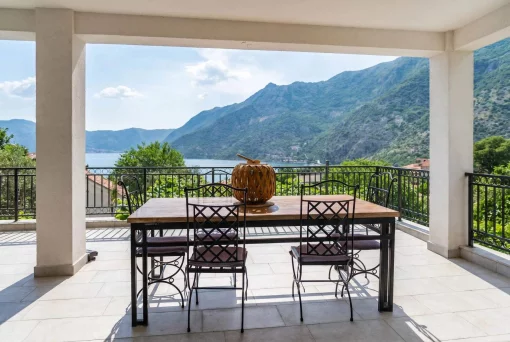 Apartment in Risan, Kotor Municipality