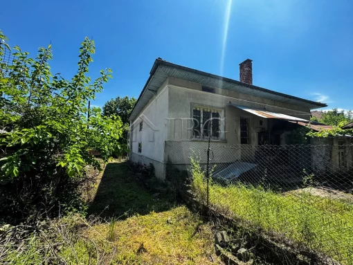 House in Dve Mogili, Ruse Region