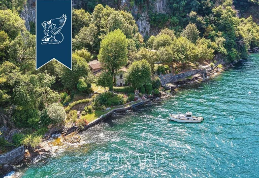 House in Faggeto Lario, Lombardy