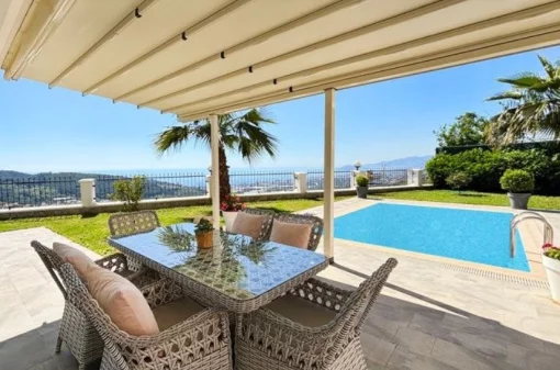 House in Kargıcak, Mediterranean Region