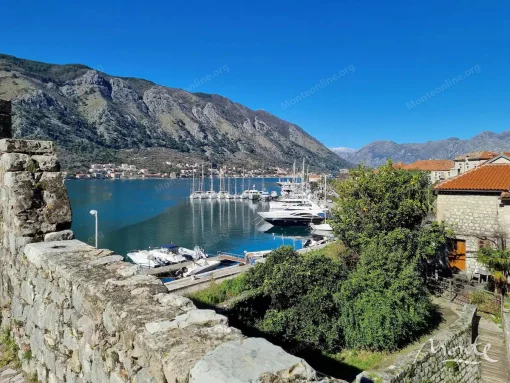 Apartment in Kotor, Kotor Municipality