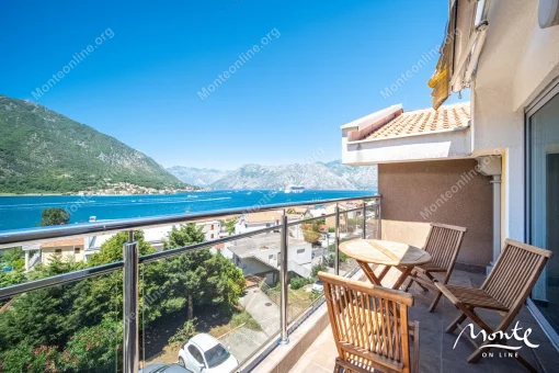 Apartment in Dobrota, Kotor Municipality