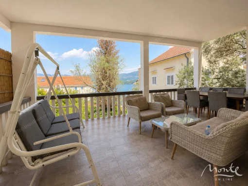 Apartment in Lustica Peninsula