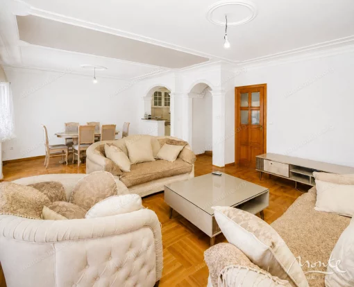 House in Podgorica, Podgorica Capital City