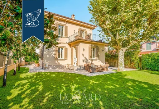House in Forte dei Marmi, Tuscany