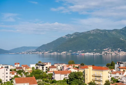 Apartment in Donja Lastva, Tivat Municipality