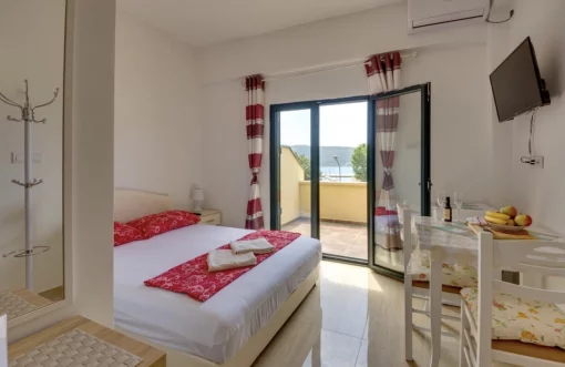 Apartment in Meljine, Herceg Novi Municipality